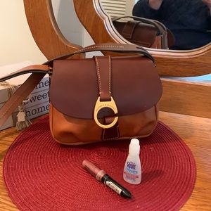 Lovely Butterscotch Dooney Crossbody